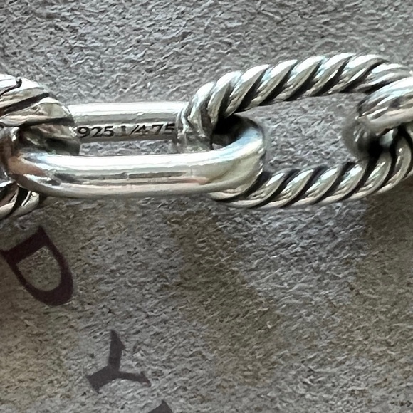 David Yurman Madison Bracelet 11mm in Sterling Silver with 18K Yellow Gold - Picture 4 of 6